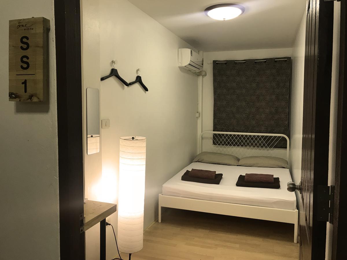 Once In Bangkok With Me Guesthouse Buitenkant foto